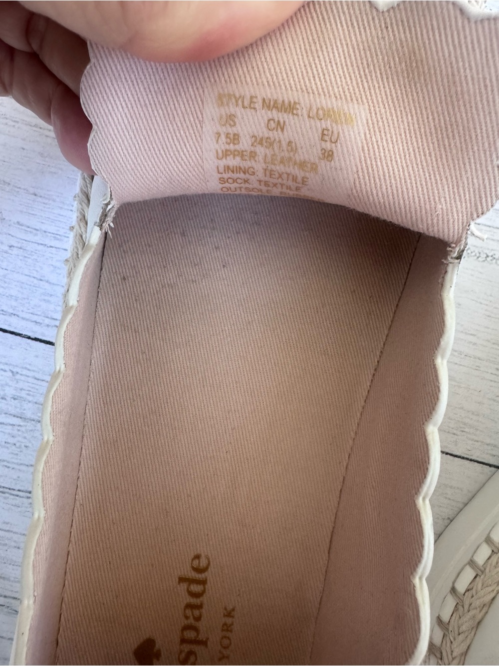 Kate Spade White Leather Scallop Espadrille Slip On Sneakers Size 7.5 Coastal - Picture 11 of 16